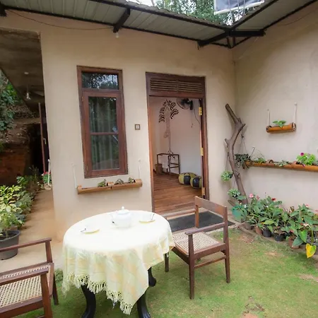 Small Miracle Ella Exterior photo